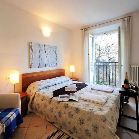 Sleeps 6 Pool 穆索